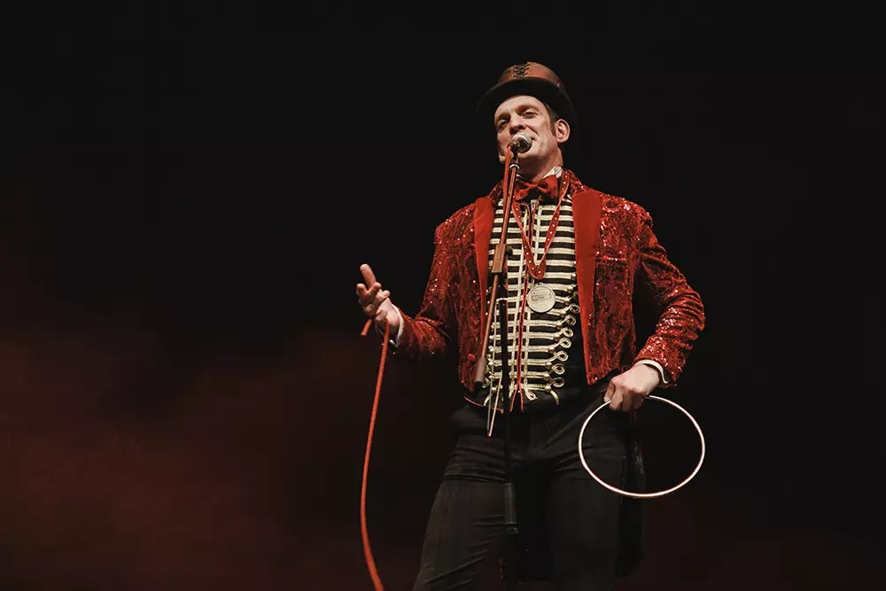 Imagen Espectáculo de magia 'The Showman' de Maximiliano Stia