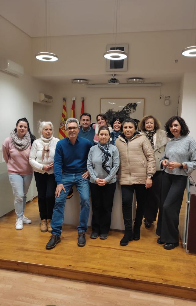 Imagen Sabiñánigo impulsa el control de sus colonias felinas con la entrega de carnets a las personas cuidadoras