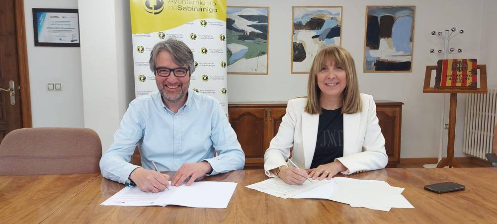 Imagen El Ayuntamiento Sabiñánigo reafirma su apuesta por el ciclismo de alto nivel con la firma del convenio para la Shimano Super Cup MTB Massi 2026