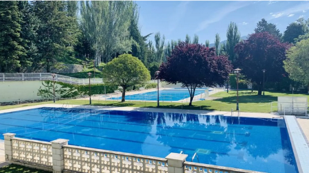 Imagen Apertura de las piscinas de verano en Sabiñánigo